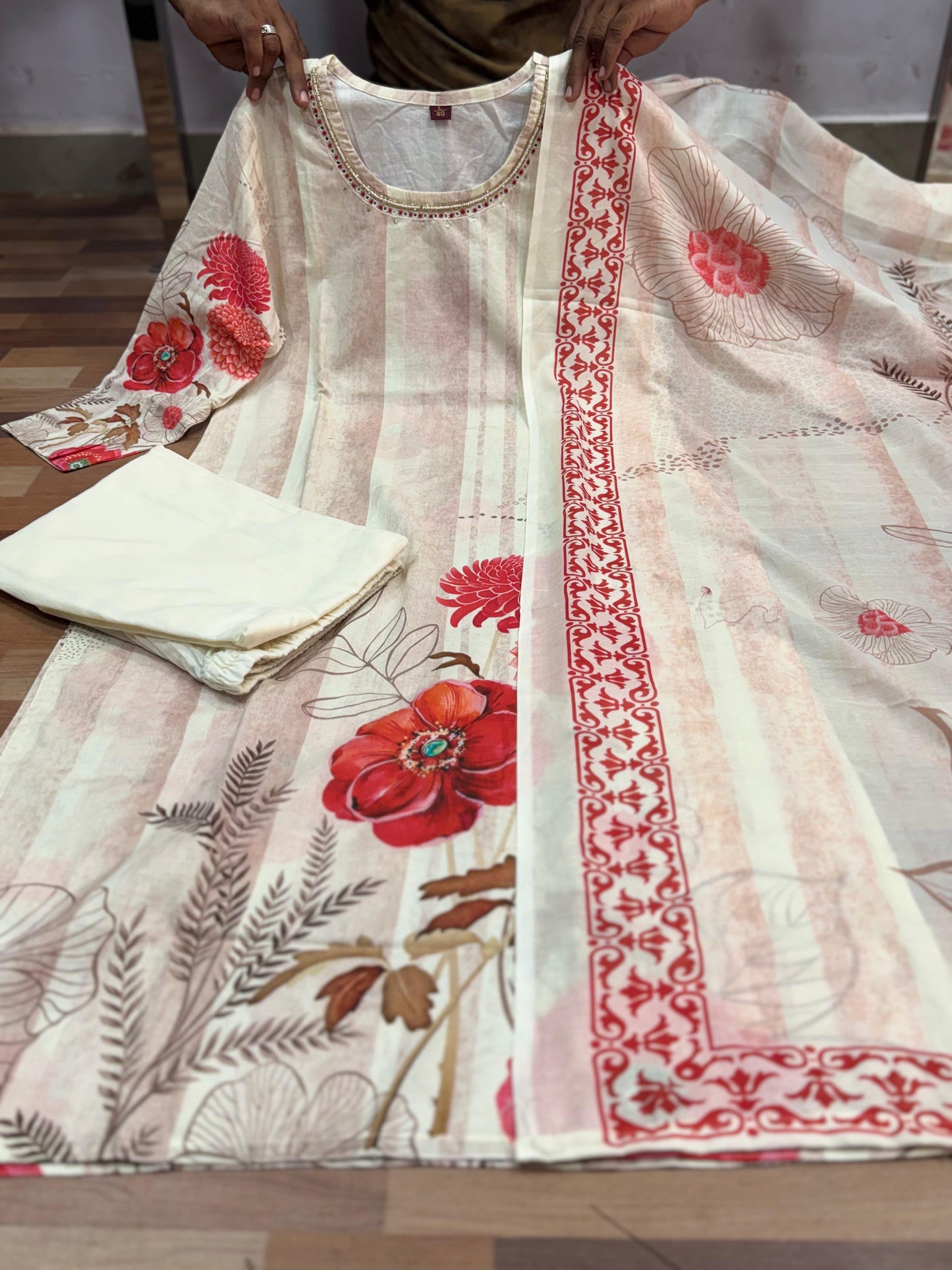 Elegant Floral Printed Suit Set