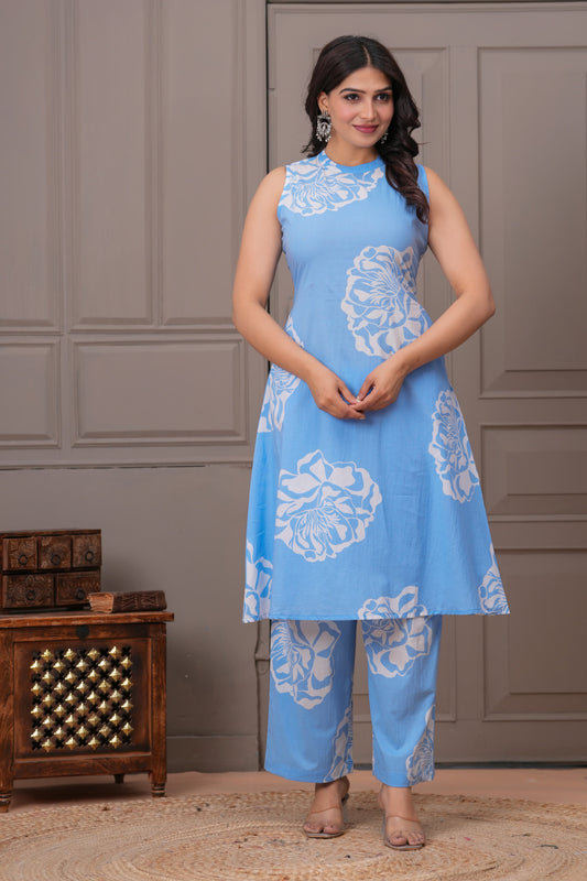 Women's Printed Pure Cotton Sleeveless Kurta and Pant Set