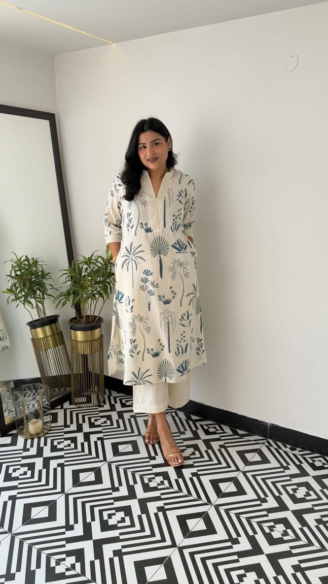 Ivory Palm Print Kurta SetWomen Printed pure cotton Kurta Pant