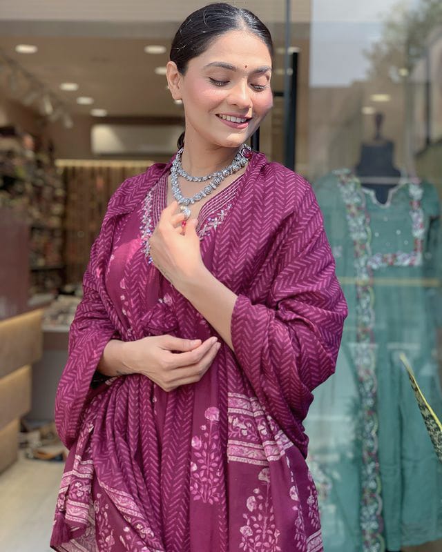 Elegance in Maroon: The Festive Anarkali Set